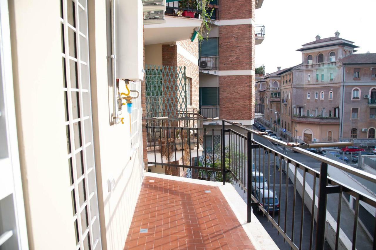 Appartamento 150 Рим Екстер'єр фото